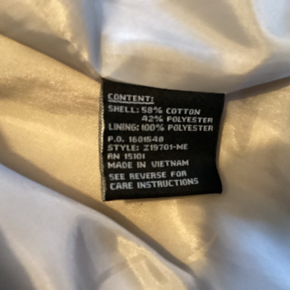 Jones New York princess cut back/cuff belt lined concealed button rain trench M - Picture 12 of 12